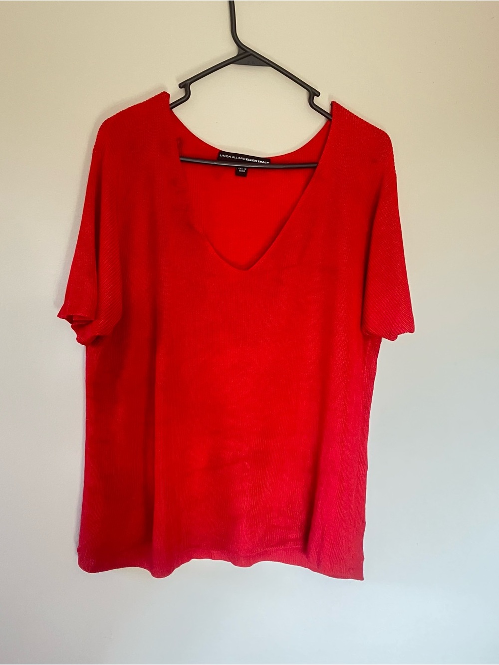 VTG Linda Allard Ellen Tracy 100% Silk Knit V-Neck Tee Shirt Red XL